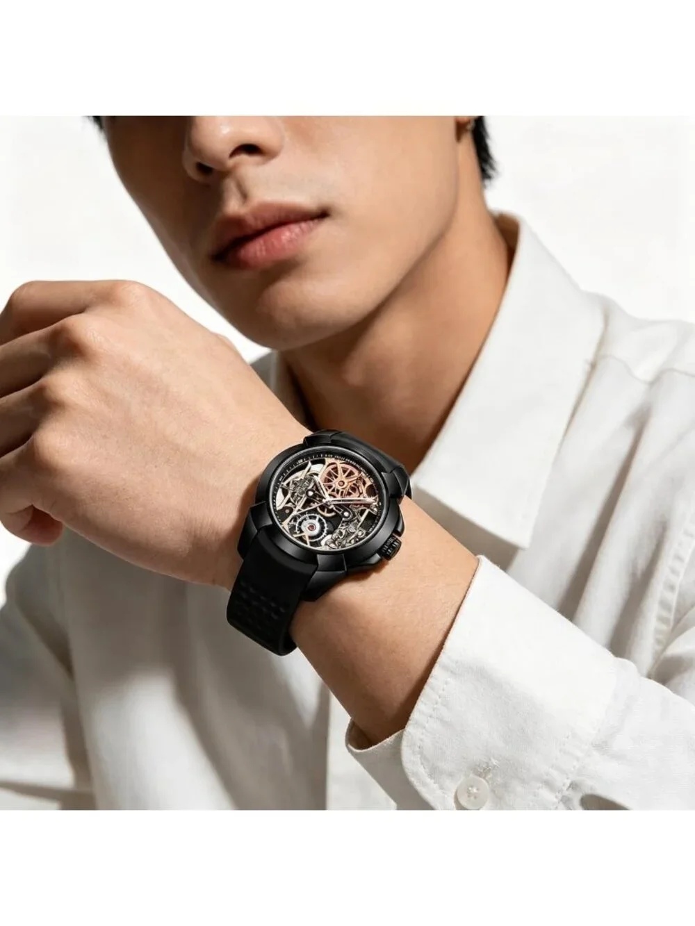 Men's Black Skeleton Luminous Quartz Silicone Strap Round Hollow Dial Watch